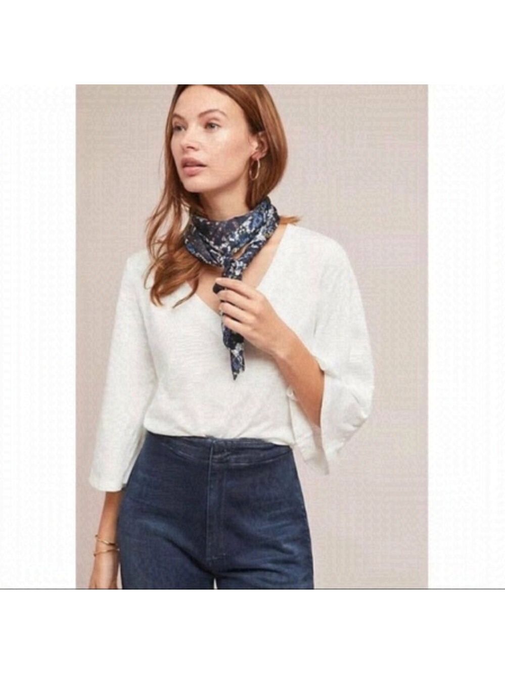 Anthropologie Meadow Rue V-Neck Bell Sleeve Tee Size Medium Petite